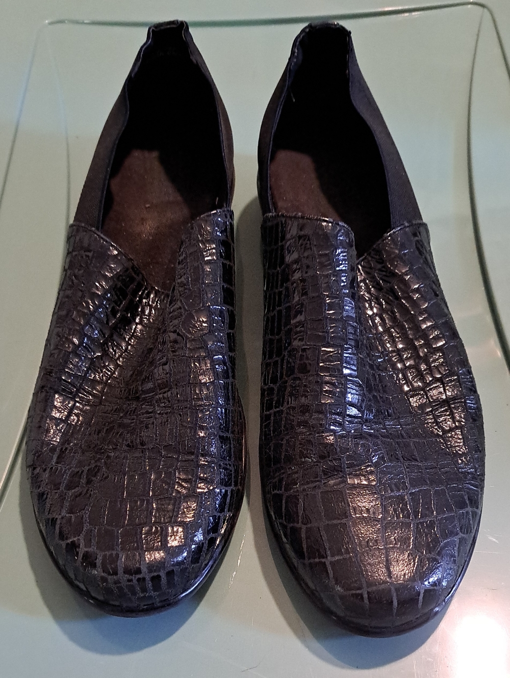 Women's Black Walking Shoes, Leather Upper, Size 10 Arch Support Comfort Soles